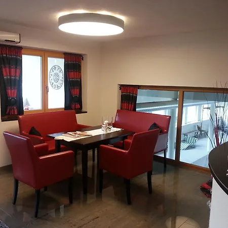Apparthotel Stoanerhof Uderns Room photo